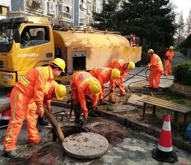 雅江市政管道清淤