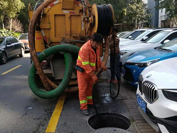 雅江排污管道清淤